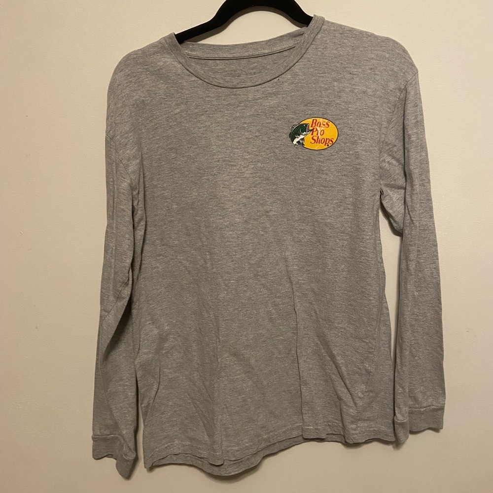 Bass pro shops long sleeve t-shirt size medium